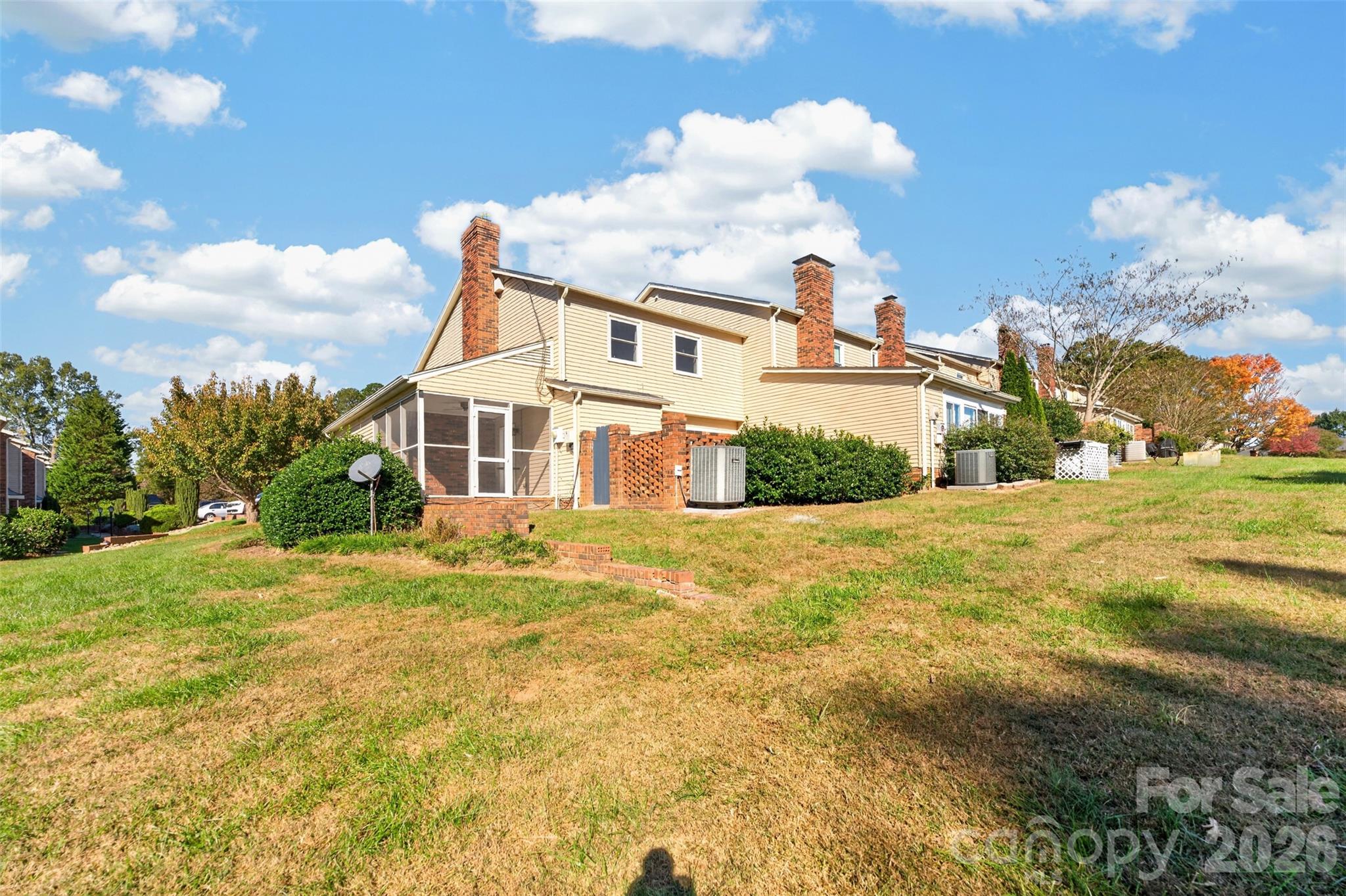 Townhouse at 2705 N Center Street, Hickory, photo 21 of 24