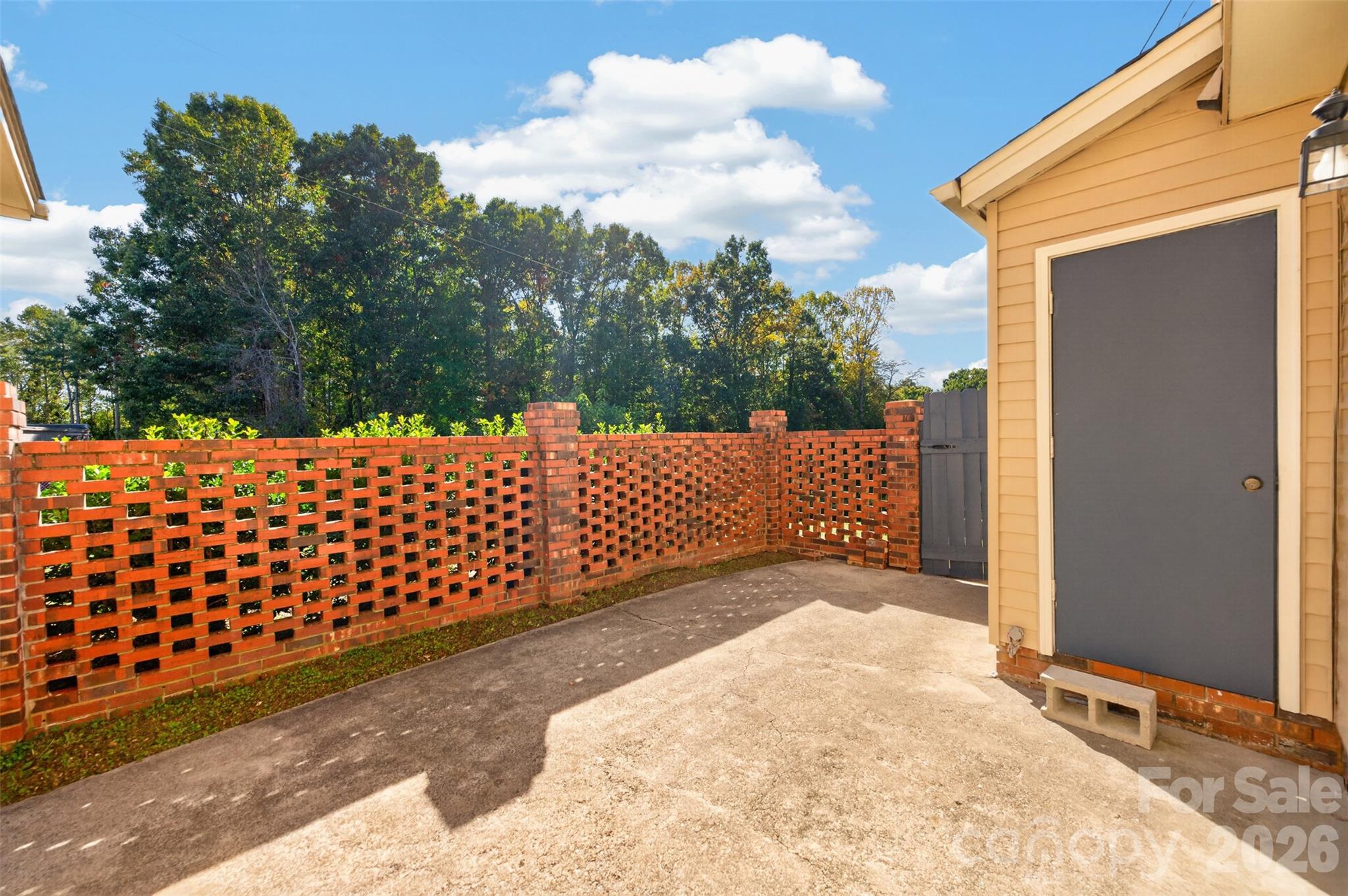Townhouse at 2705 N Center Street, Hickory, photo 23 of 24