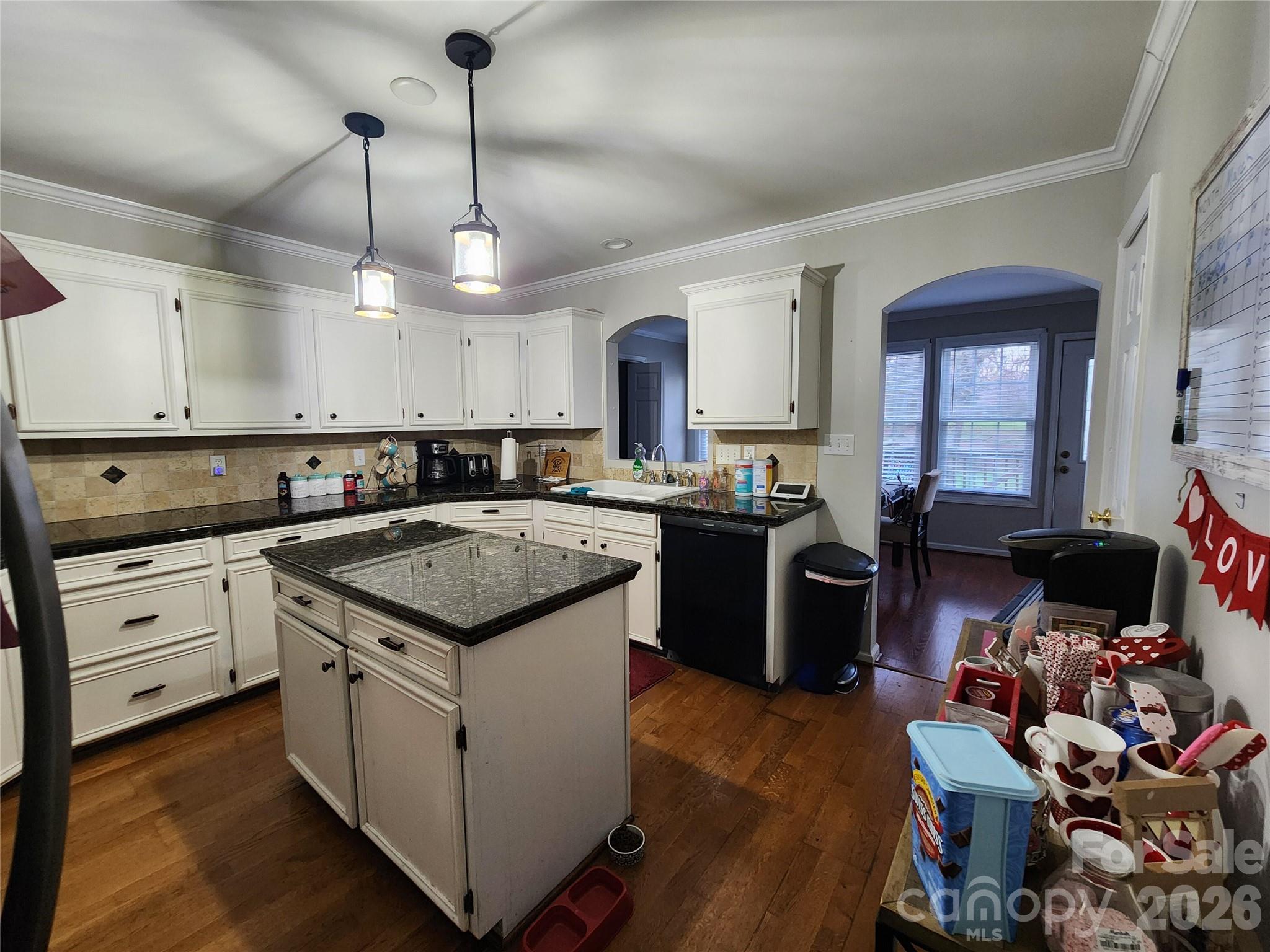 Single Family Residence at 314 E 20th Street, Kannapolis, photo 2 of 9