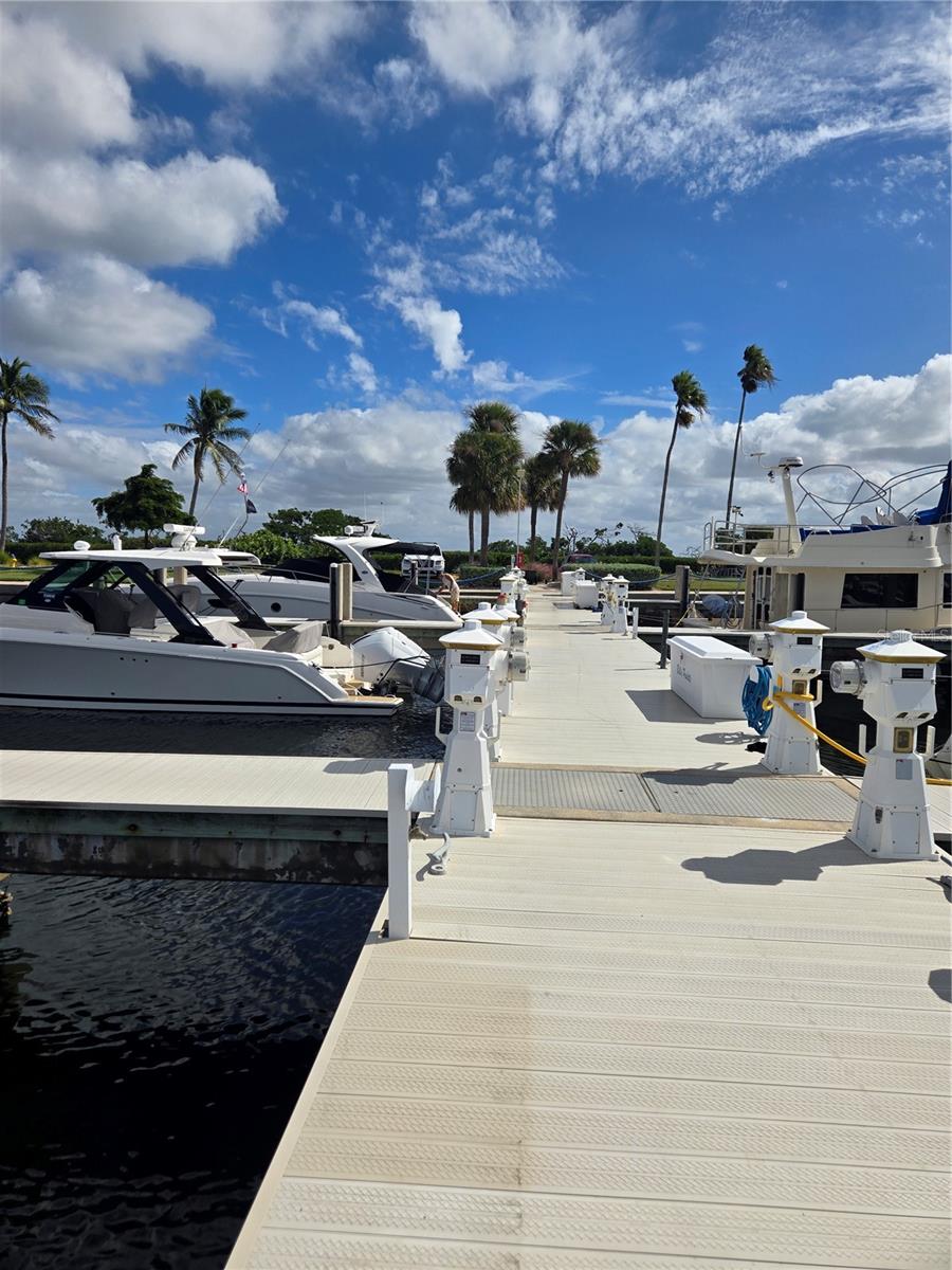 Dock-Rackominium at 2600 HARBOURSIDE DR #N-09, LONGBOAT KEY, photo 4 of 21