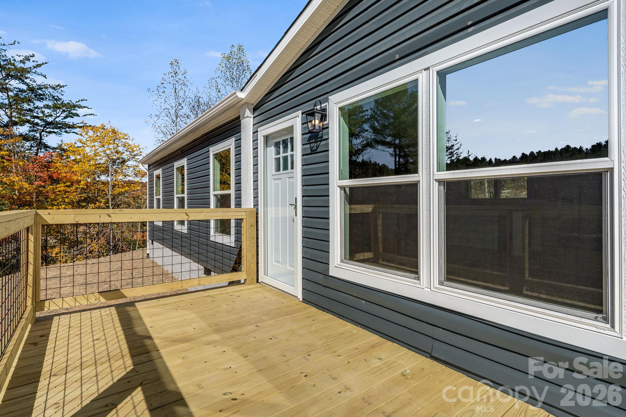 Single Family Residence at 109 Hunter Knoll, Marshall, photo 35 of 36