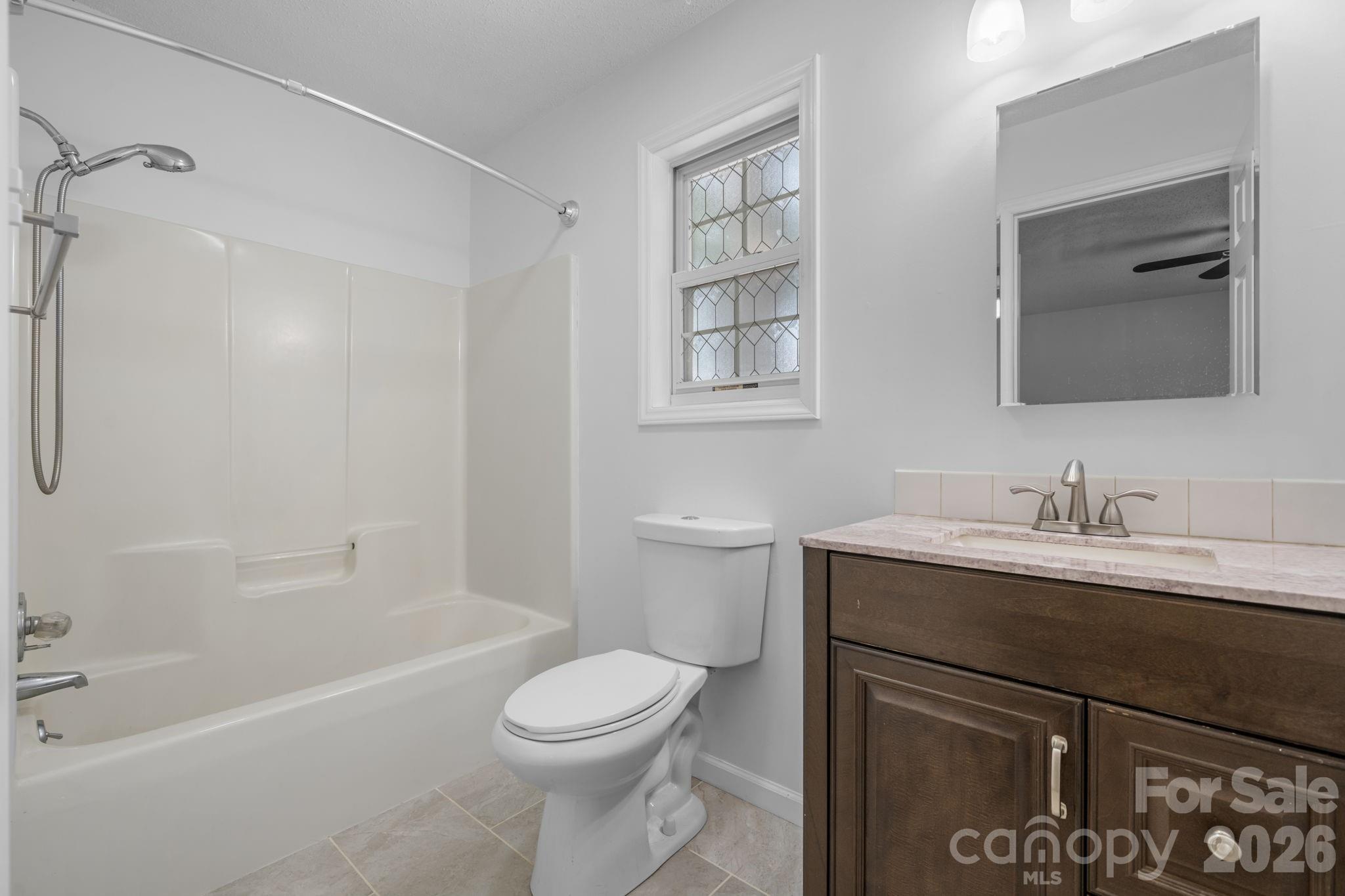 Single Family Residence at 119 Nevermore Lane, Statesville, photo 27 of 36