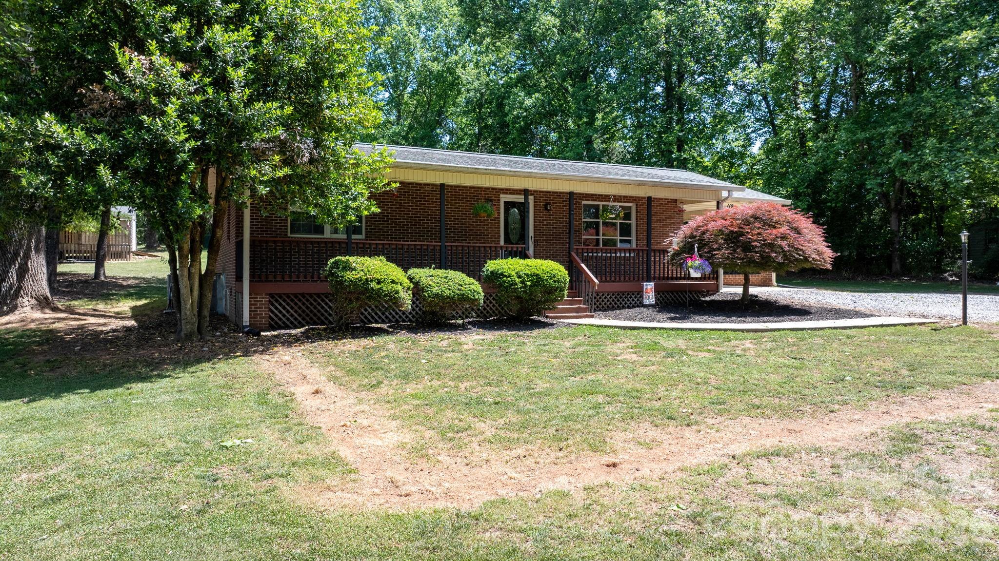 Single Family Residence at 119 Nevermore Lane, Statesville, photo 33 of 36
