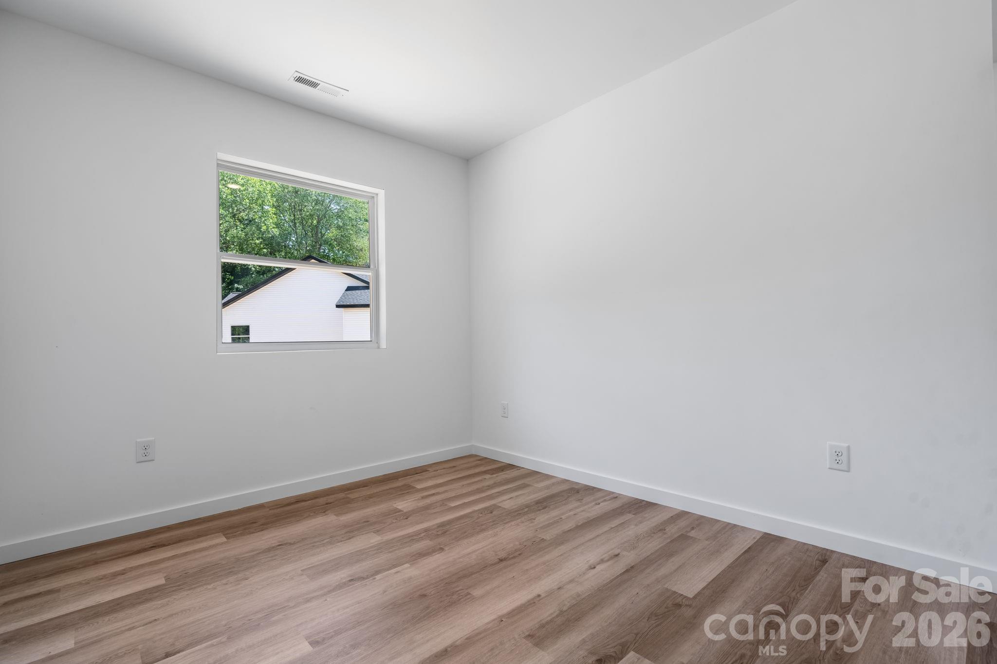 Single Family Residence at 41 Tennyson Drive, Taylorsville, photo 20 of 42