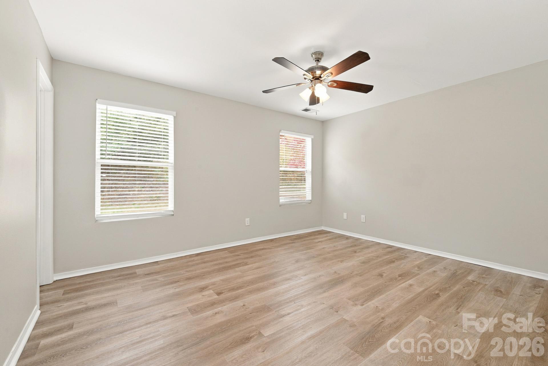 Single Family Residence at 11069 Dry Stone Drive, Huntersville, photo 6 of 15