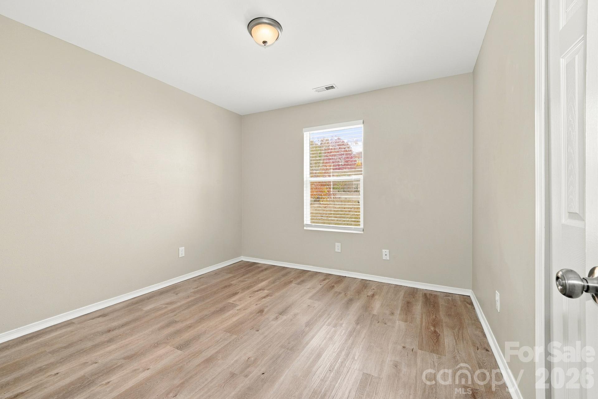 Single Family Residence at 11069 Dry Stone Drive, Huntersville, photo 9 of 15