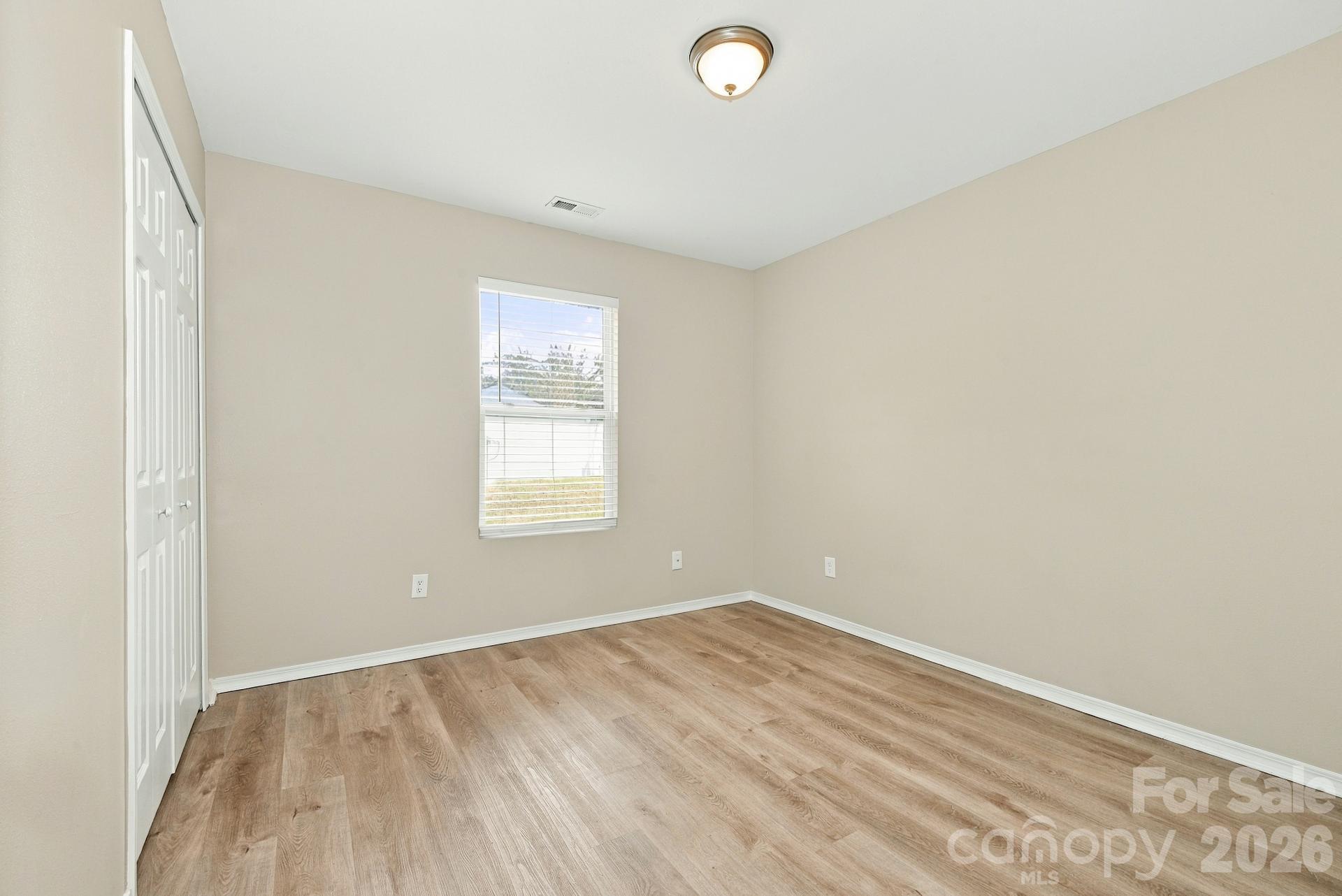 Single Family Residence at 11069 Dry Stone Drive, Huntersville, photo 10 of 15