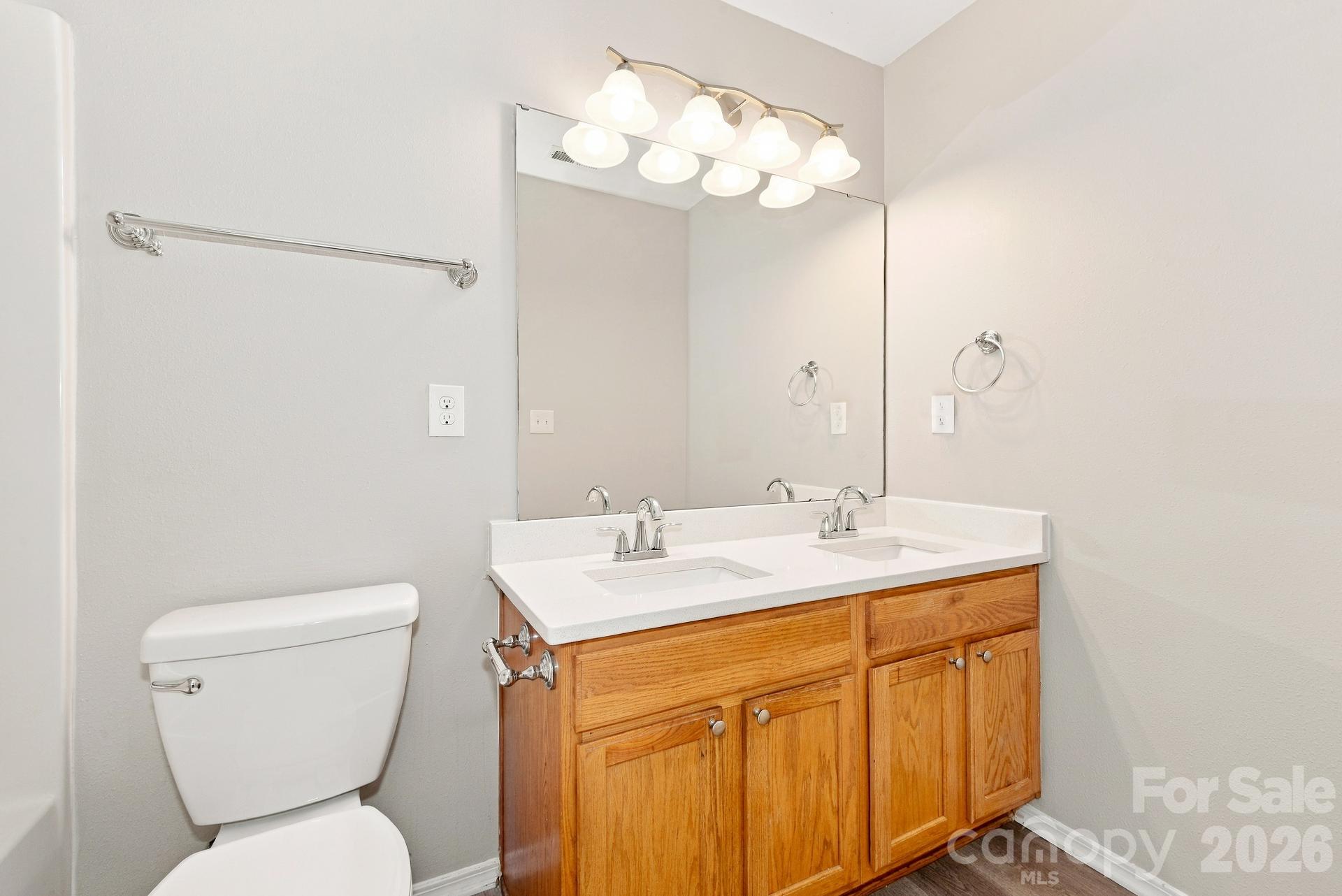 Single Family Residence at 11069 Dry Stone Drive, Huntersville, photo 12 of 15