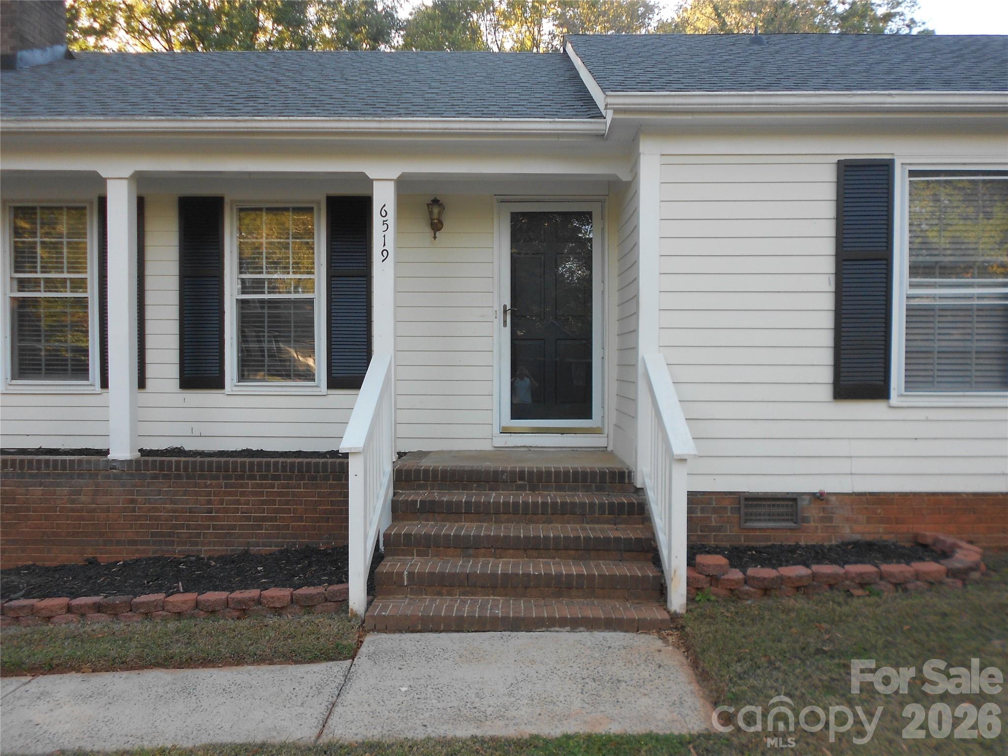 Single Family Residence at 6519 Old Meadow Road, Charlotte, photo 21 of 27