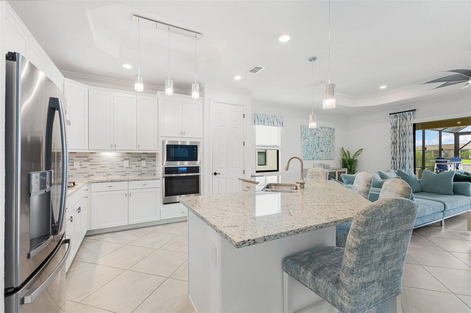 Single Family Residence at 5646 CHEECH GLN, BRADENTON, photo 14 of 50