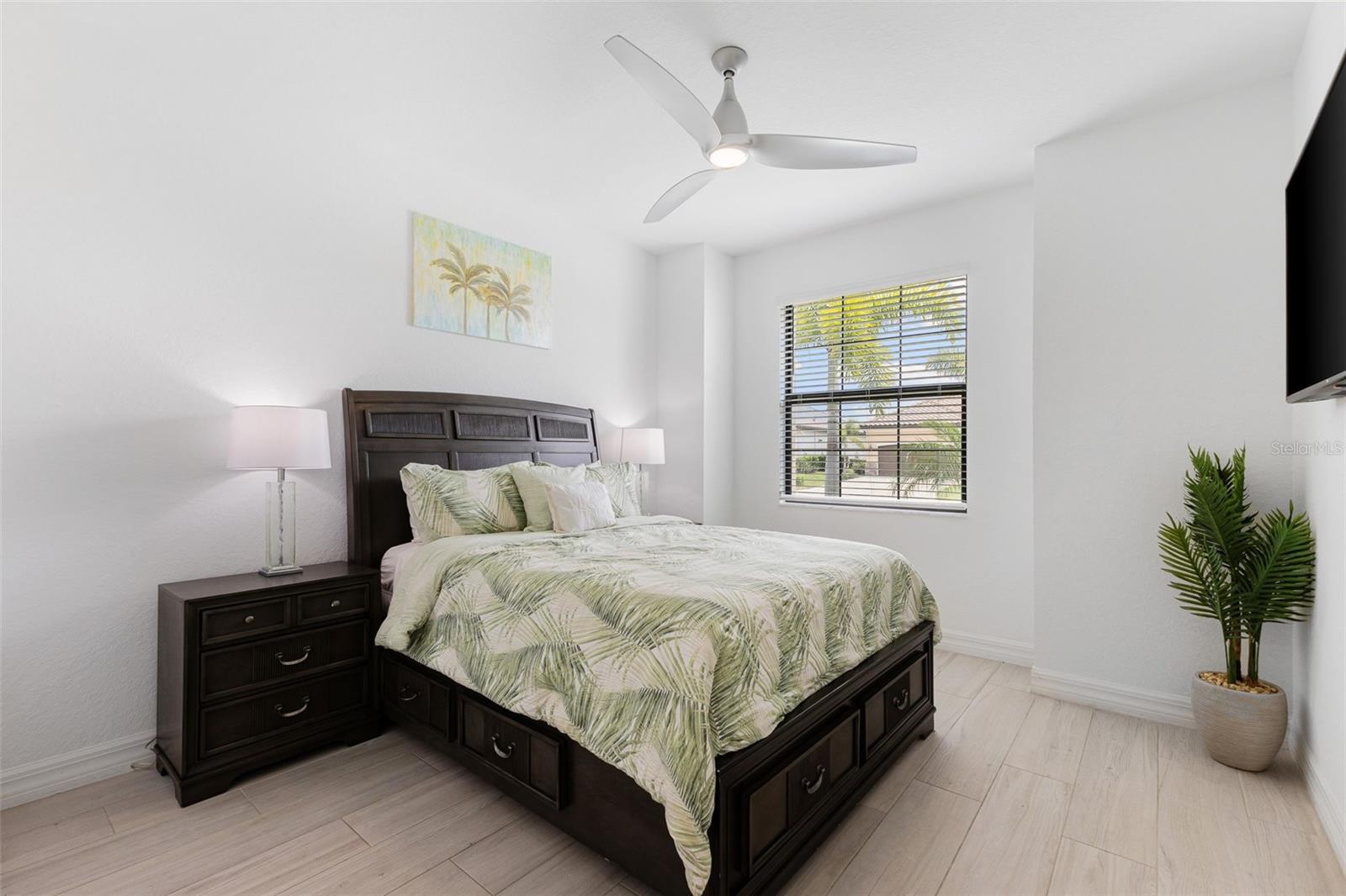 Single Family Residence at 5646 CHEECH GLN, BRADENTON, photo 17 of 50
