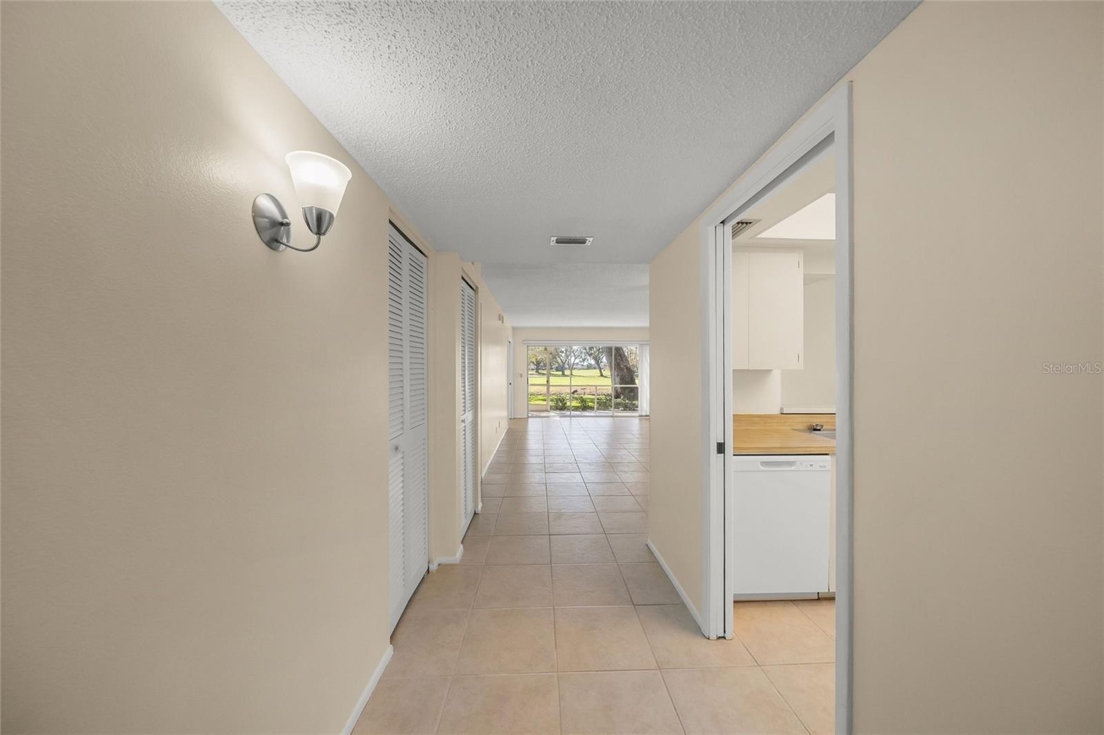 Condominium at 7860 PALM AIRE LN #105, SARASOTA, photo 5 of 42