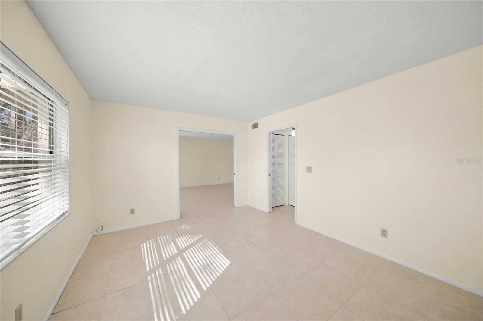 Condominium at 7860 PALM AIRE LN #105, SARASOTA, photo 18 of 42