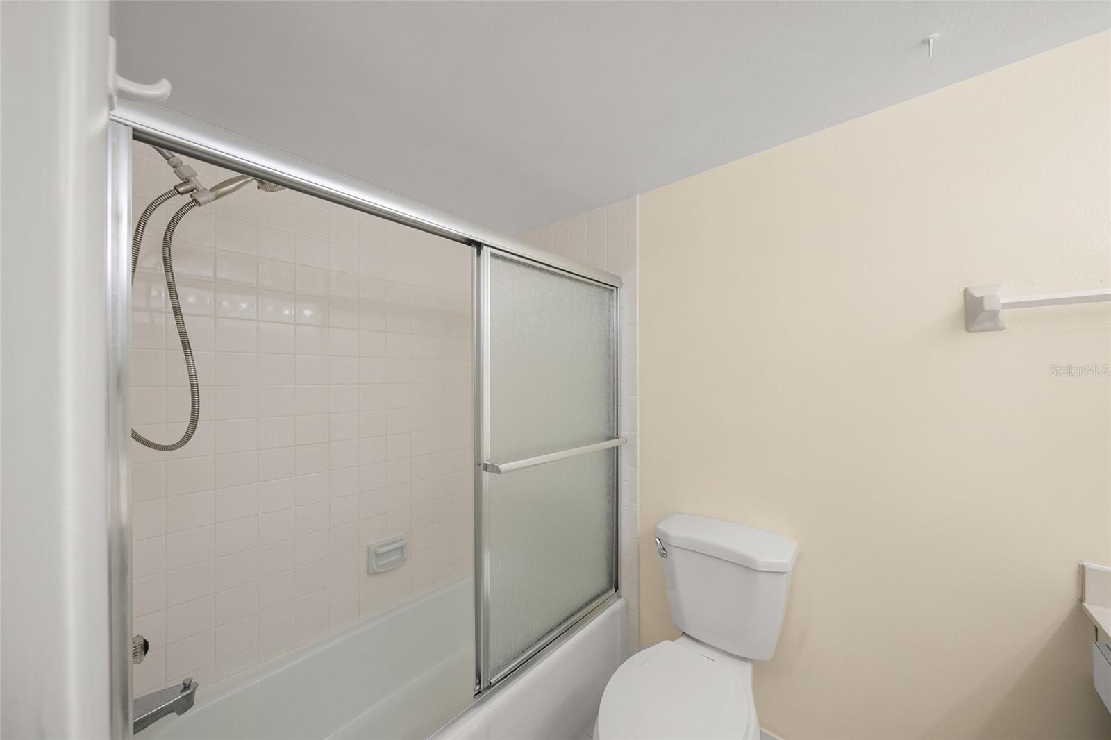 Condominium at 7860 PALM AIRE LN #105, SARASOTA, photo 26 of 42