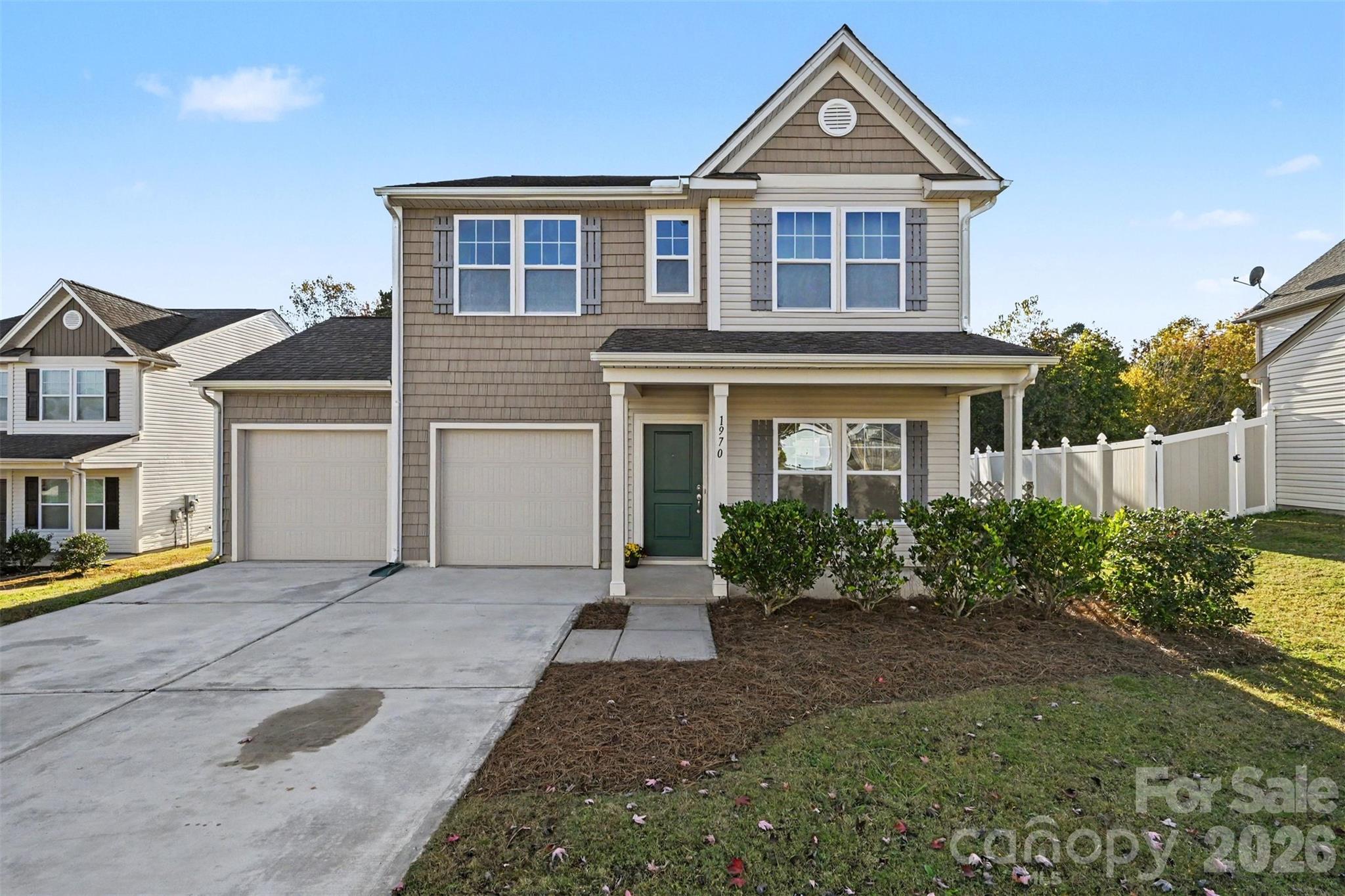 Single Family Residence at 1970 Mallard Pointe Drive, Kannapolis, photo 2 of 29