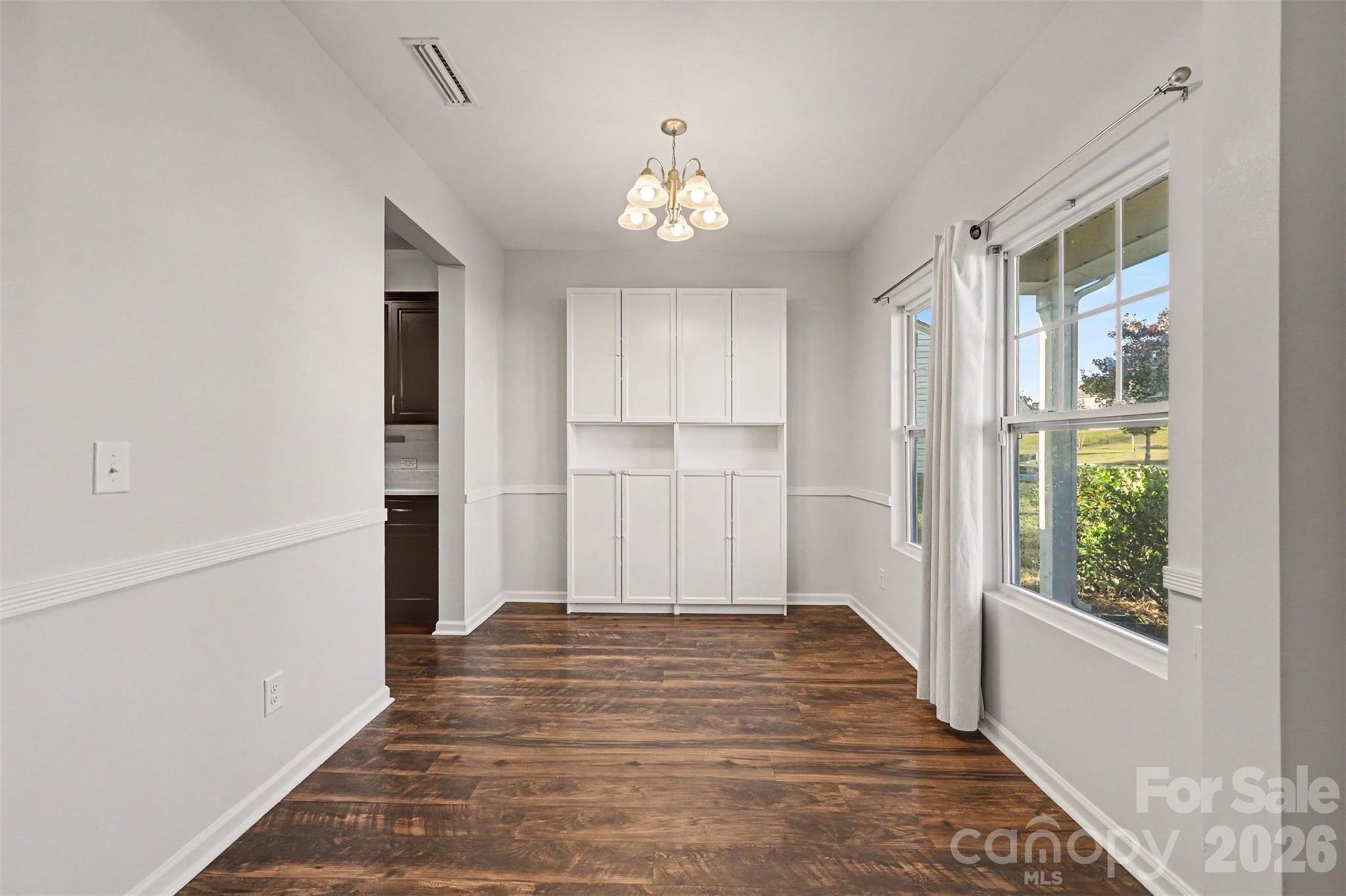 Single Family Residence at 1970 Mallard Pointe Drive, Kannapolis, photo 6 of 29
