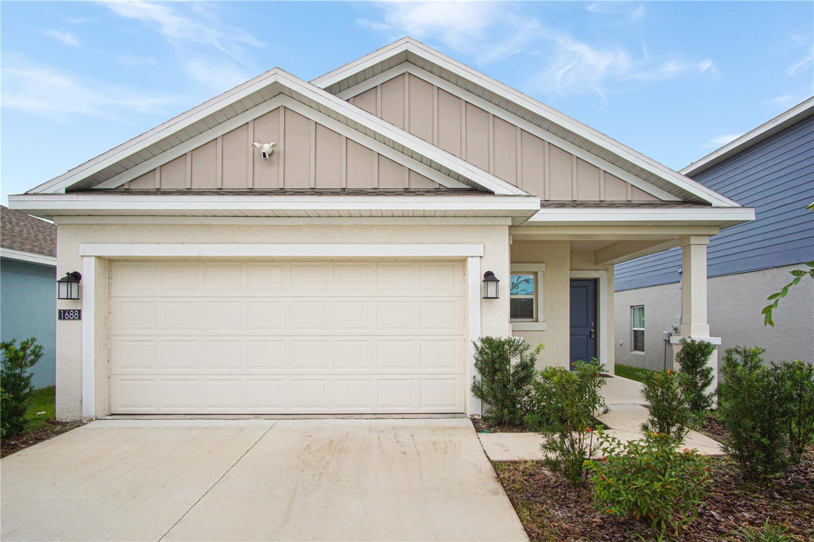 Single Family Residence at 1688 TEAGAN LN, WINTER HAVEN, photo 3 of 21