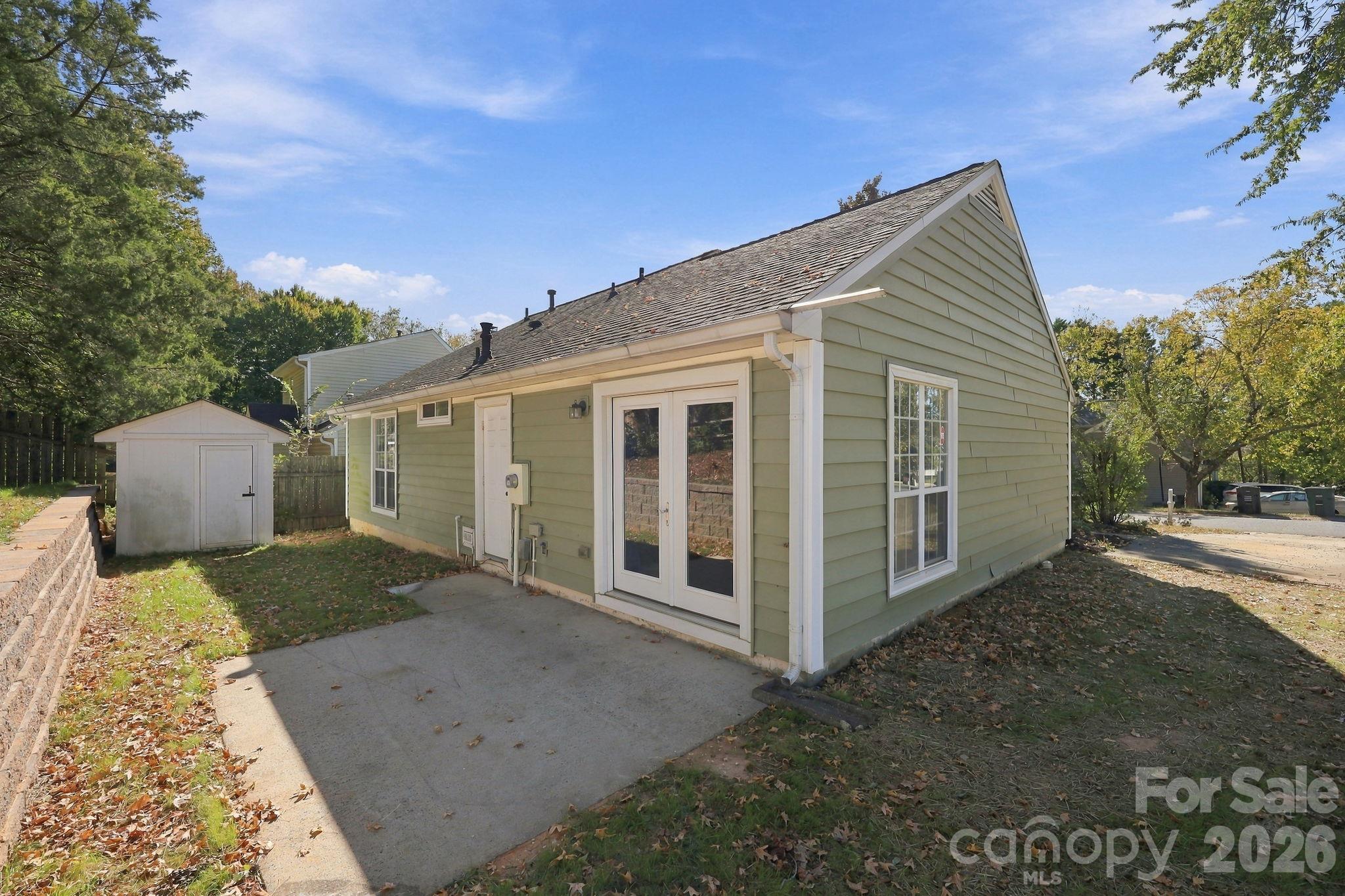 Single Family Residence at 3335 English Court, Concord, photo 13 of 40