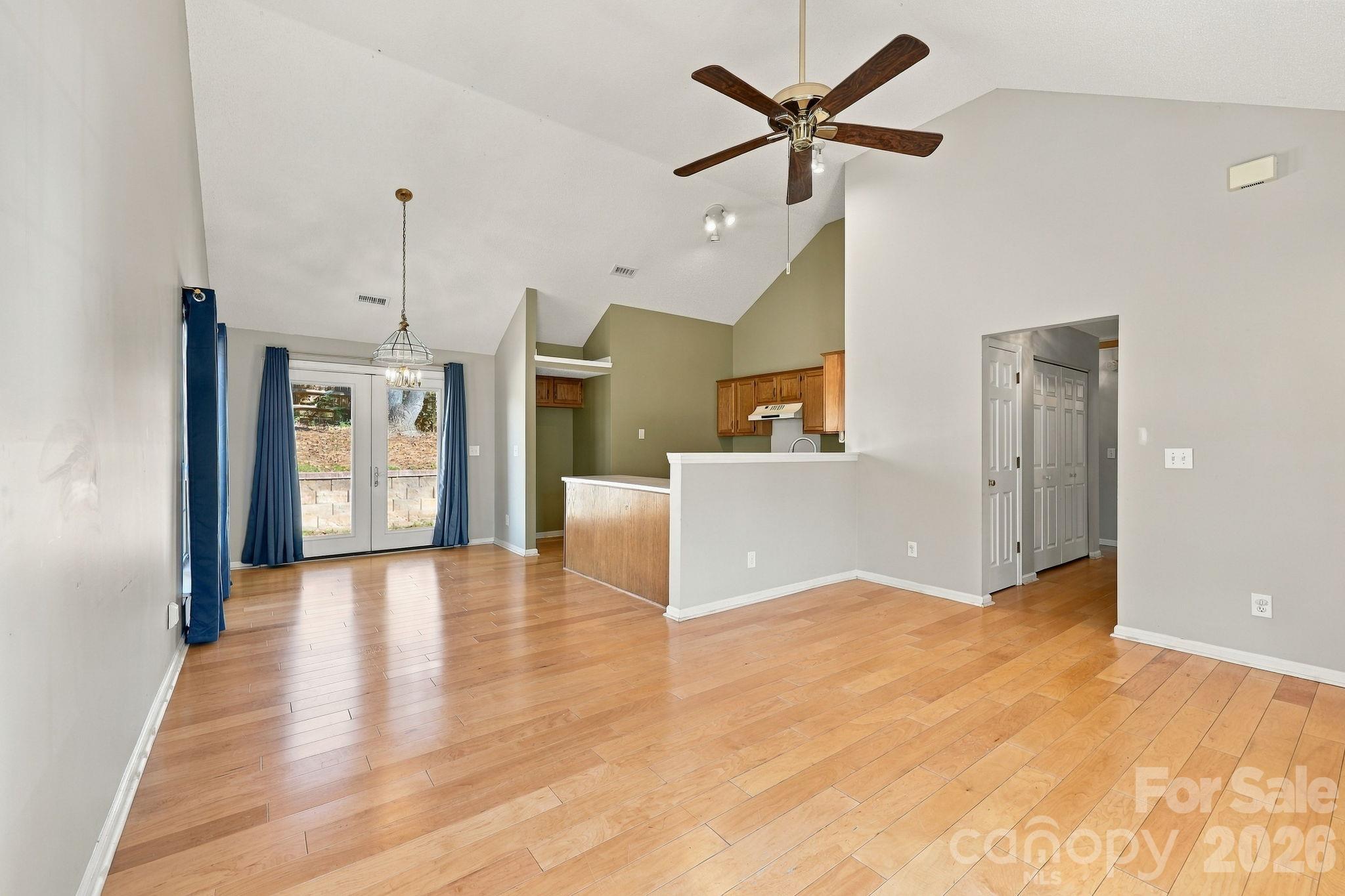 Single Family Residence at 3335 English Court, Concord, photo 20 of 40