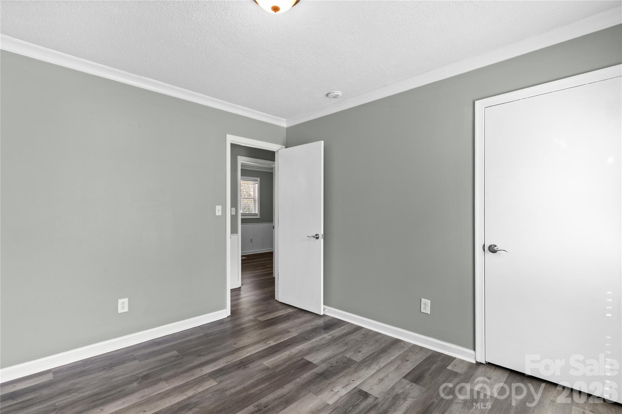 Single Family Residence at 102 Autumn Place, York, photo 12 of 28
