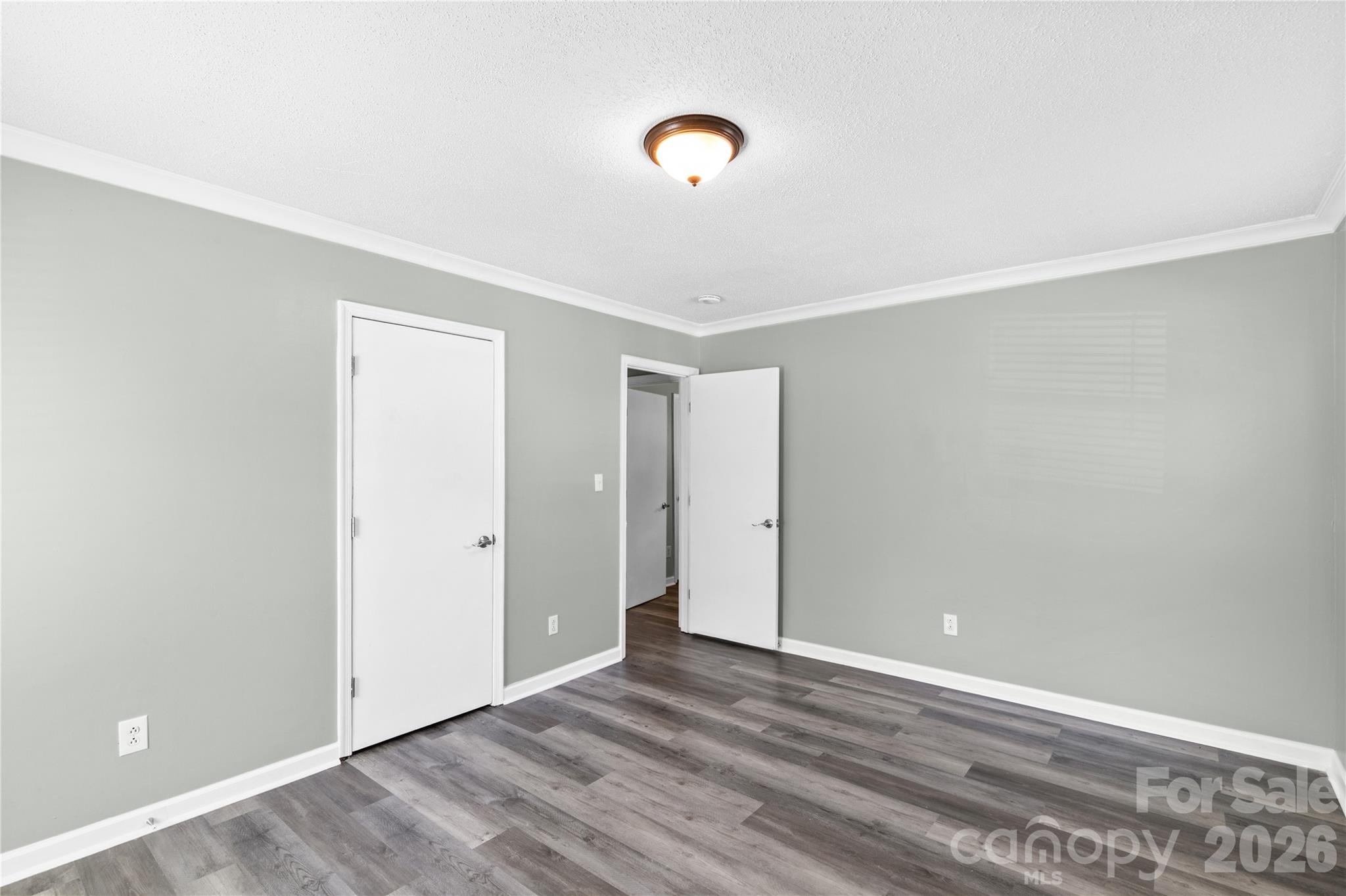 Single Family Residence at 102 Autumn Place, York, photo 14 of 28