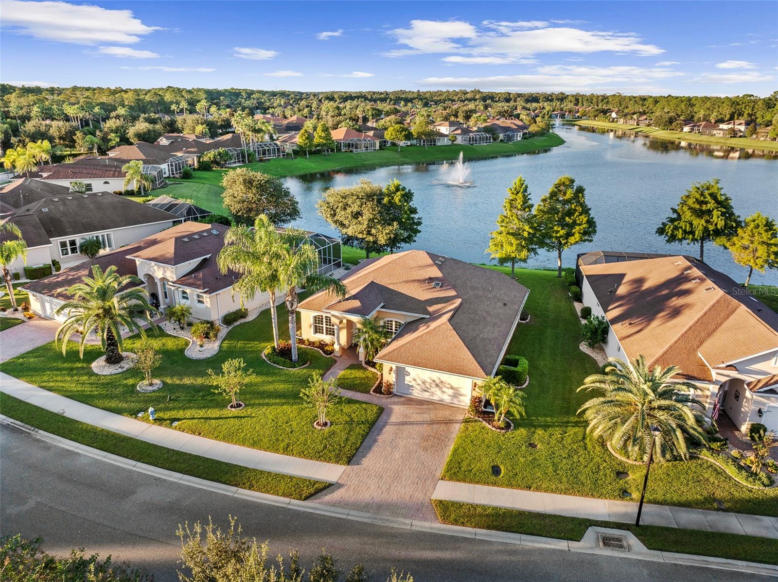 Location on Lake - 146 ARENA LAKE DR, PALM COAST