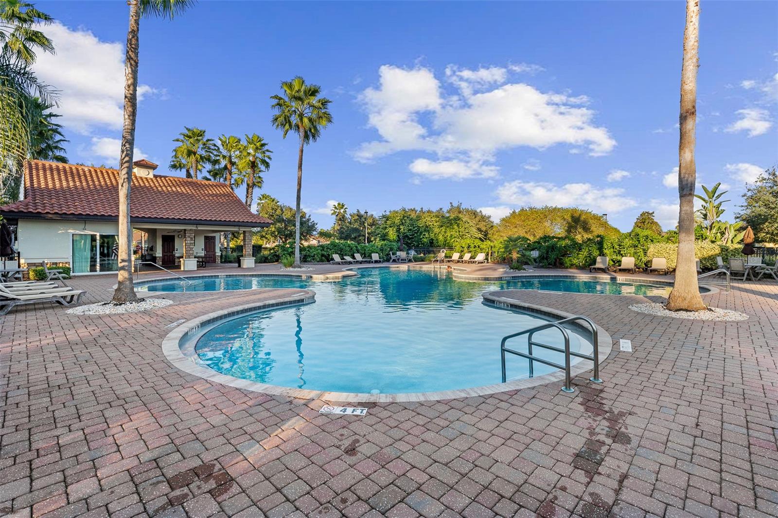 Community Pool - 146 ARENA LAKE DR, PALM COAST