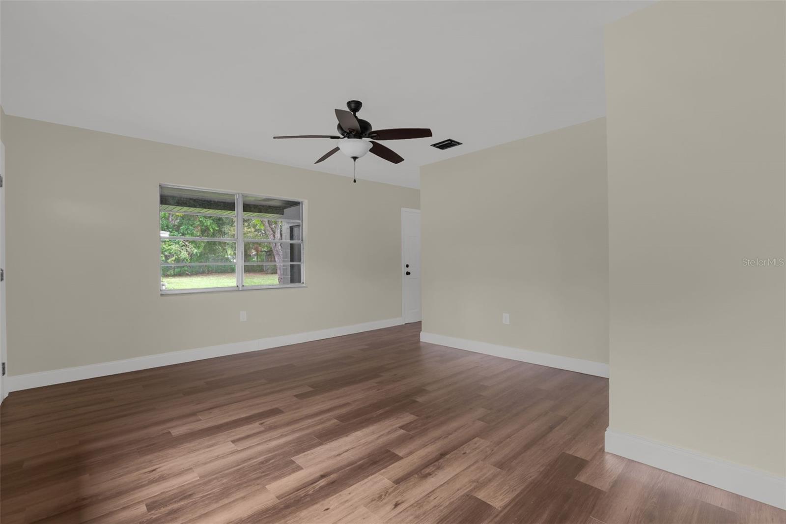 Single Family Residence at 2012 HELMS AVE, LEESBURG, photo 15 of 35