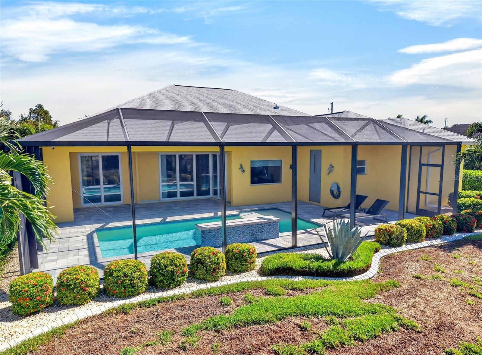 Single Family Residence at 10001 WINNIPEG ST, PORT CHARLOTTE, photo 2 of 47