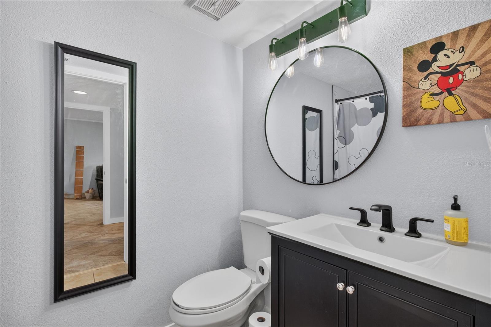 Primary en-suite. - 2500 WINDING CREEK BLVD #I106, CLEARWATER