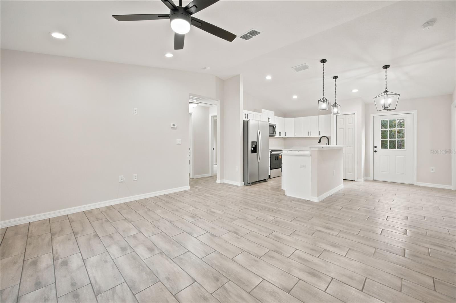 Single Family Residence at 1557 SW SEAWEED AVE, DUNNELLON, photo 17 of 29