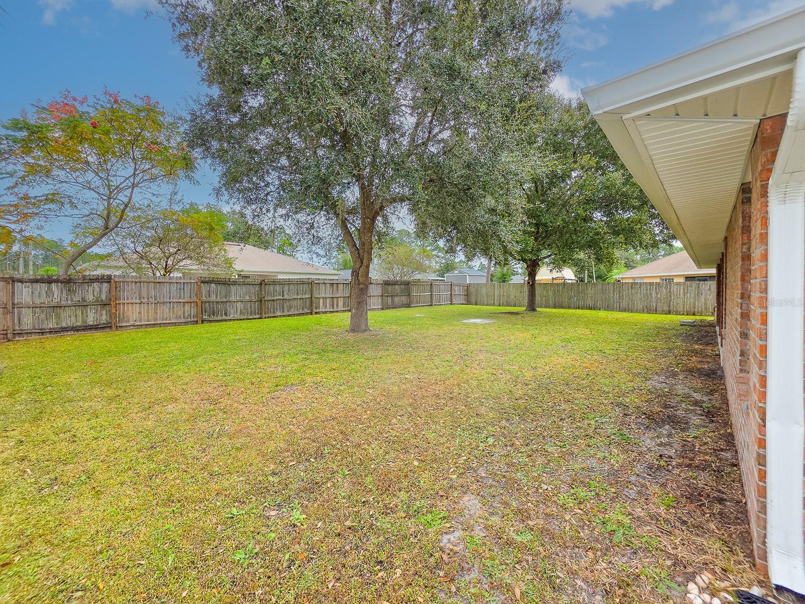 Single Family Residence at 4 LLOWICK CT, PALM COAST, photo 9 of 53