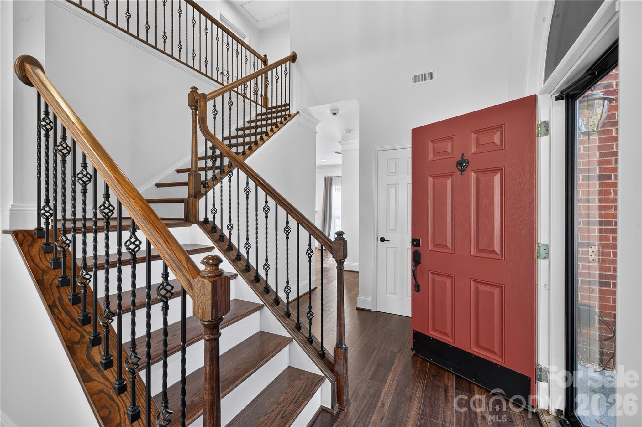 Single Family Residence at 12520 Vantage Point Lane, Huntersville, photo 5 of 37