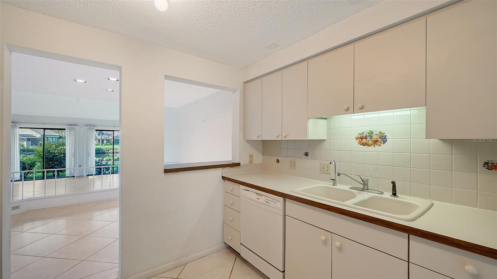 Condominium at 3817 FISHING TRL #64, SARASOTA, photo 11 of 43