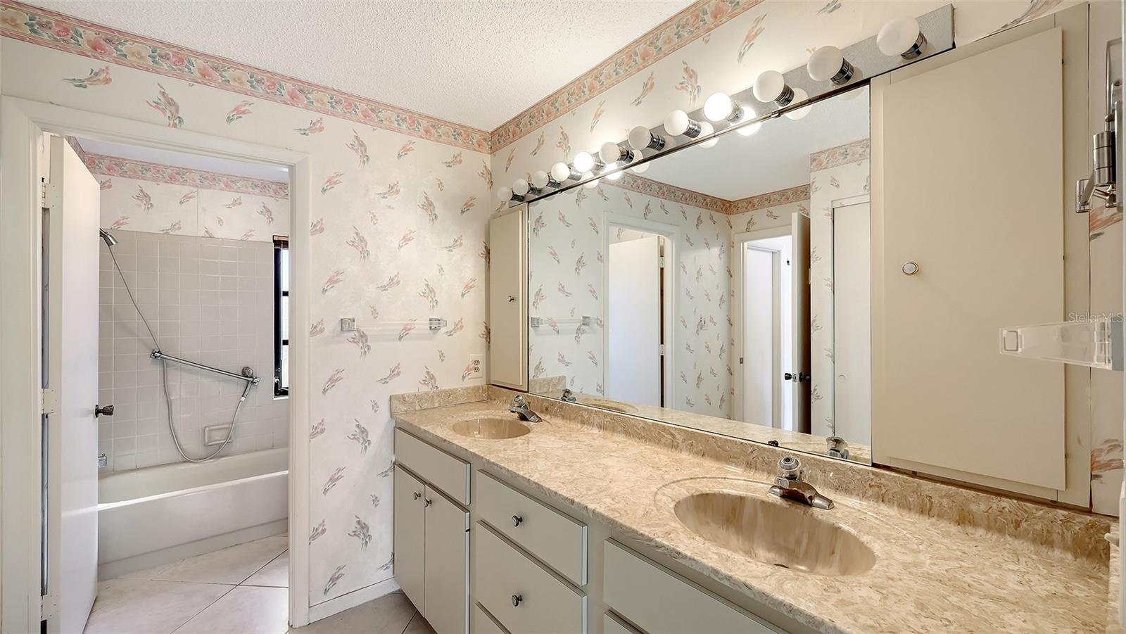 Condominium at 3817 FISHING TRL #64, SARASOTA, photo 16 of 43