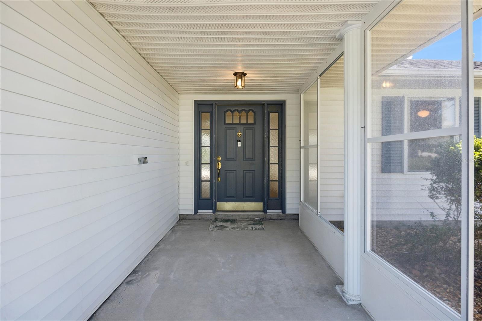 Single Family Residence at 26233 NEWCOMBE CIR, LEESBURG, photo 8 of 80