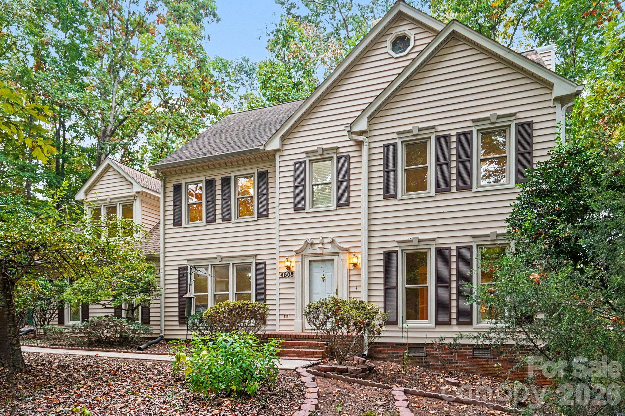 Single Family Residence at 4608 Sarandon Court, Charlotte, photo 3 of 46