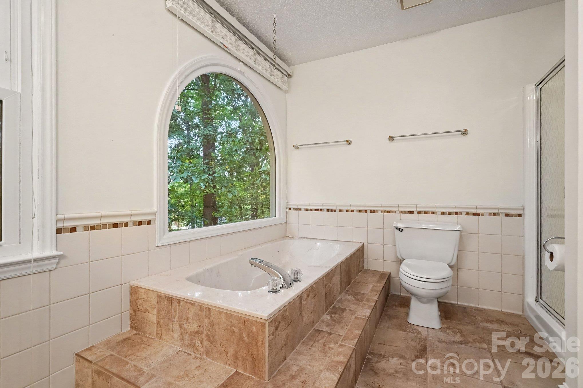 Single Family Residence at 4608 Sarandon Court, Charlotte, photo 24 of 46