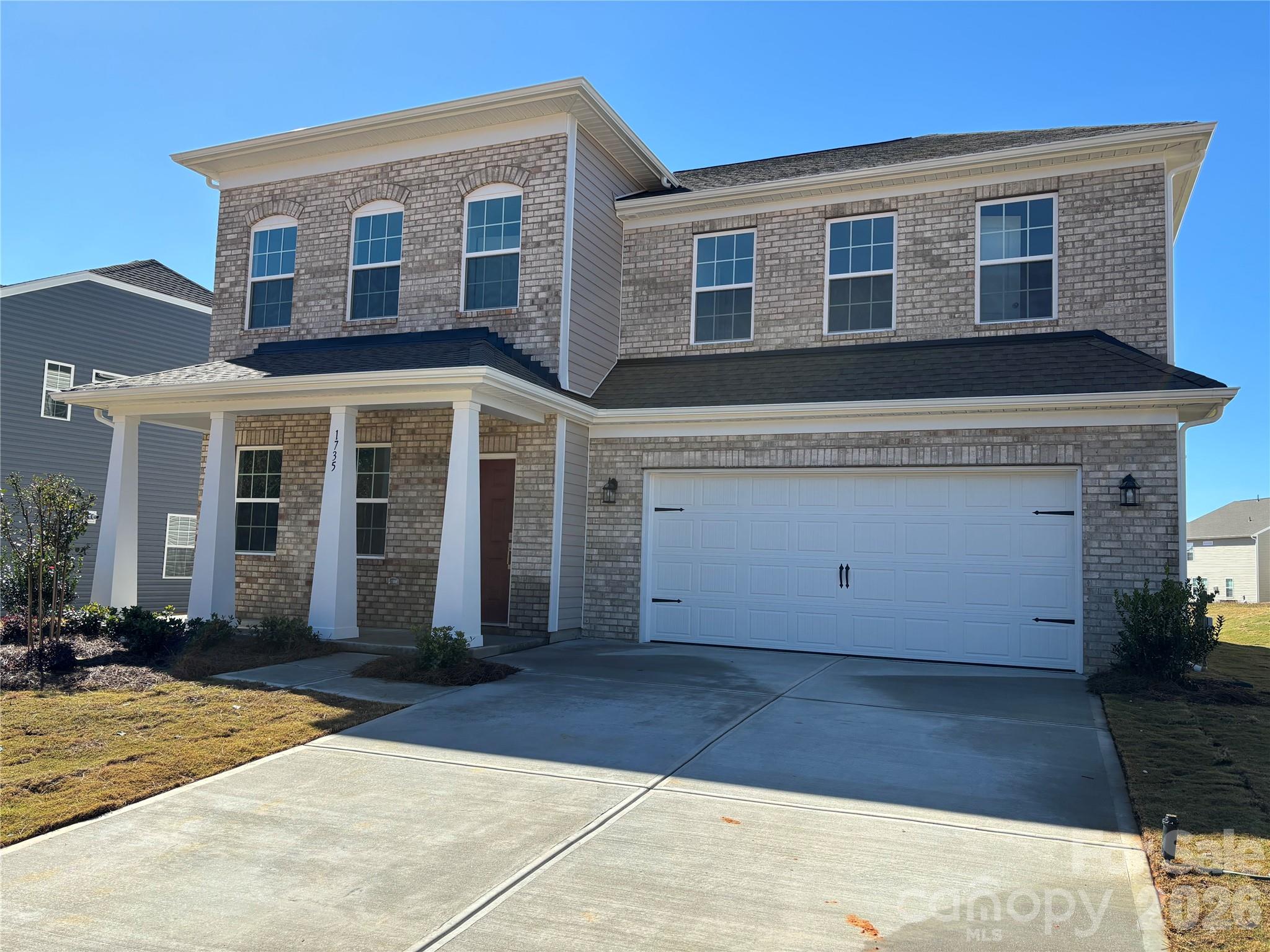 Love this brick front =) - 1735 Grassy Knoll Trail, Maiden