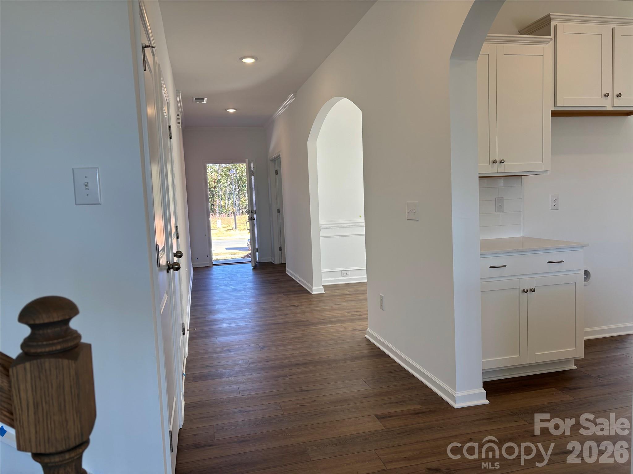 Looking from the kitchen out to the front door - 1735 Grassy Knoll Trail, Maiden