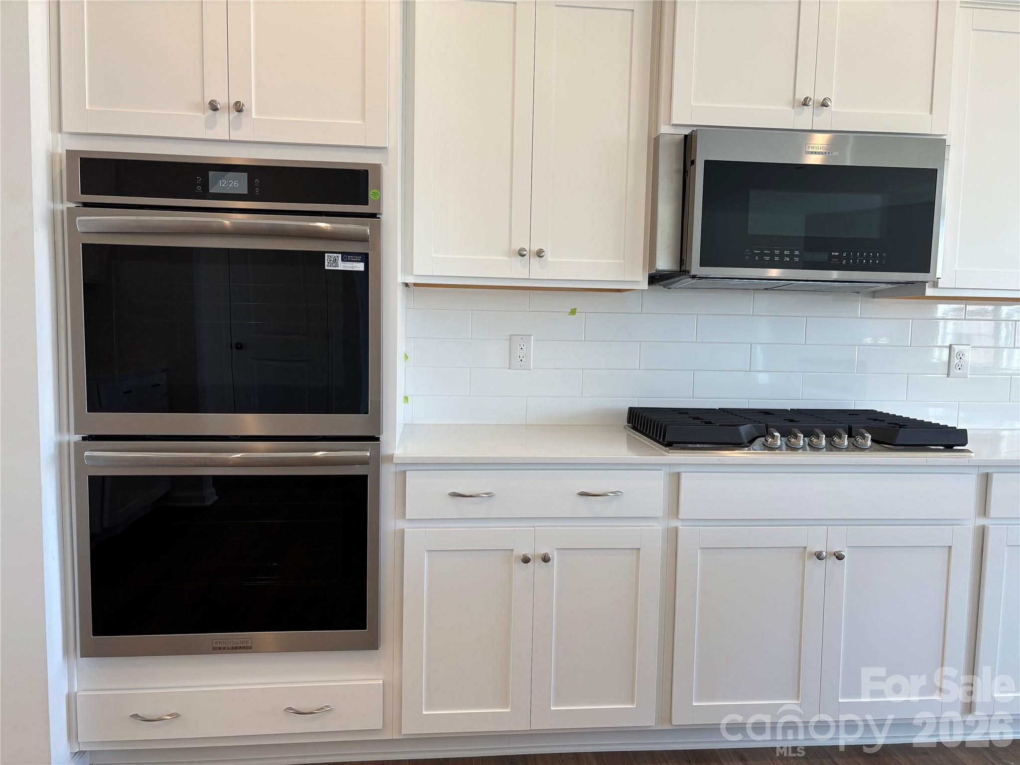 And a Gas Cooktop! - 1735 Grassy Knoll Trail, Maiden