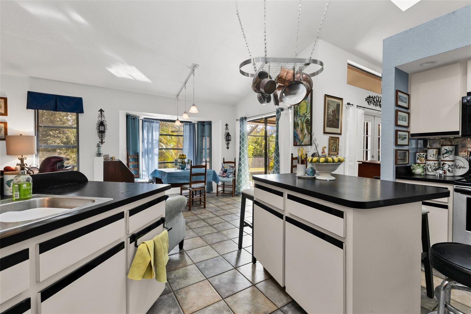 KITCHEN - 1360 INVERNESS ST, PORT CHARLOTTE
