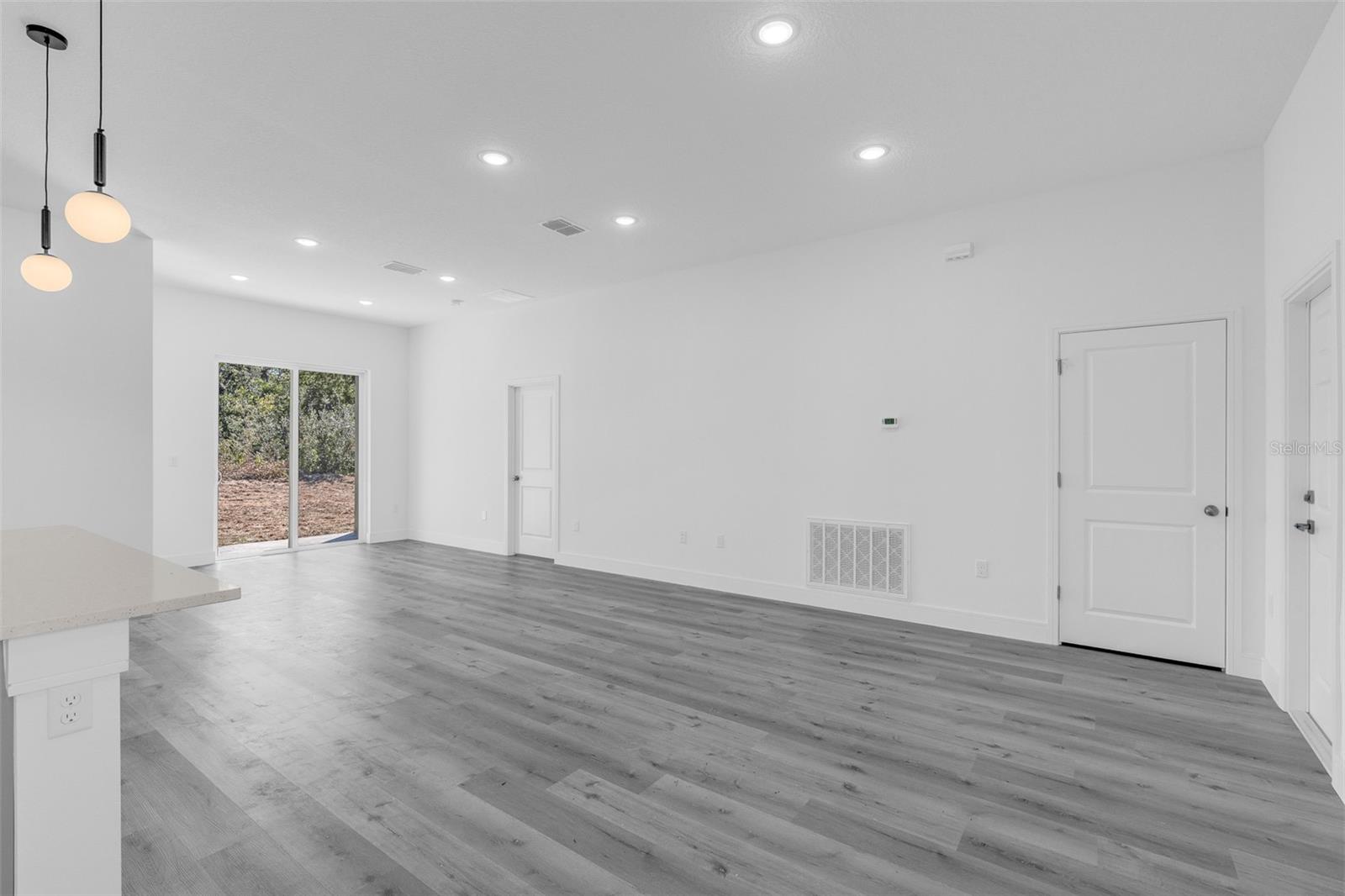 Single Family Residence at 16224 SW 48TH CIR, OCALA, photo 9 of 35