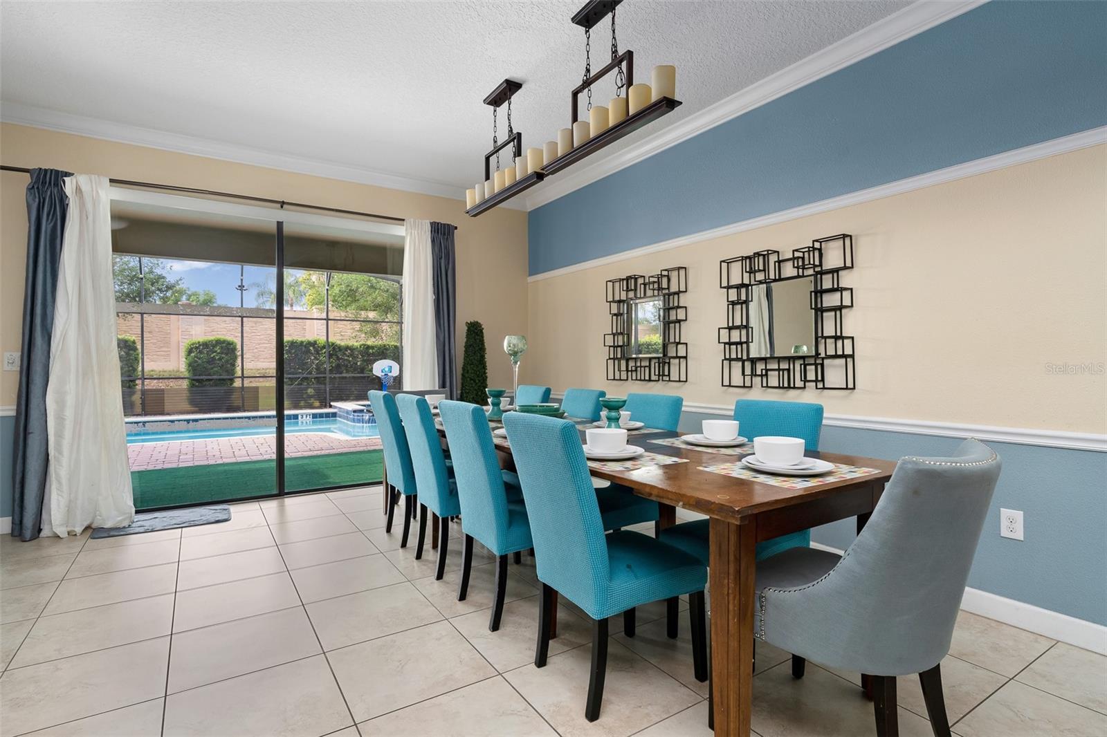 Spacious Dining Area with Direct Access to the Covered Lanai and Private Pool - 1520 MOON VALLEY DR, DAVENPORT