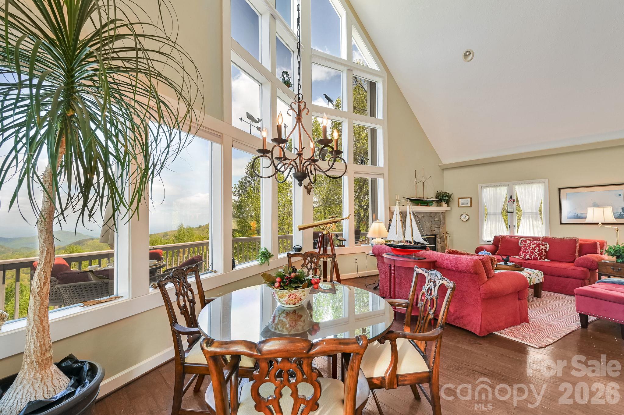 Open concept living at its best! - 107 Fawns Rest None, Black Mountain