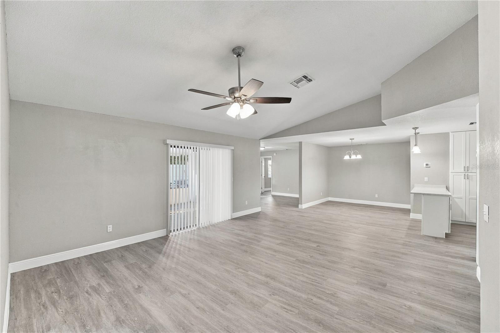 Single Family Residence at 136 PUELBA LN, KISSIMMEE, photo 3 of 33