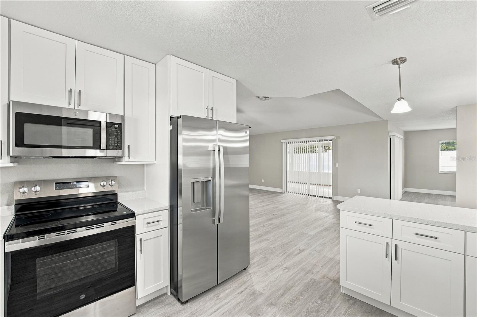 Single Family Residence at 136 PUELBA LN, KISSIMMEE, photo 12 of 33