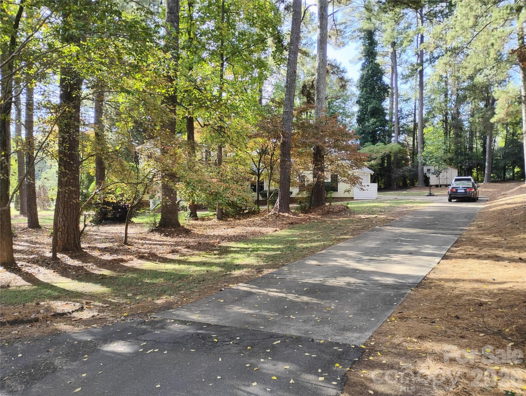 Driveway - 1290 Wendy Road, Rock Hill