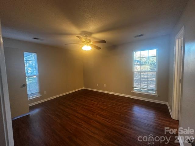 Single Family Residence at 7600 Lancashire Drive, Charlotte, photo 2 of 11
