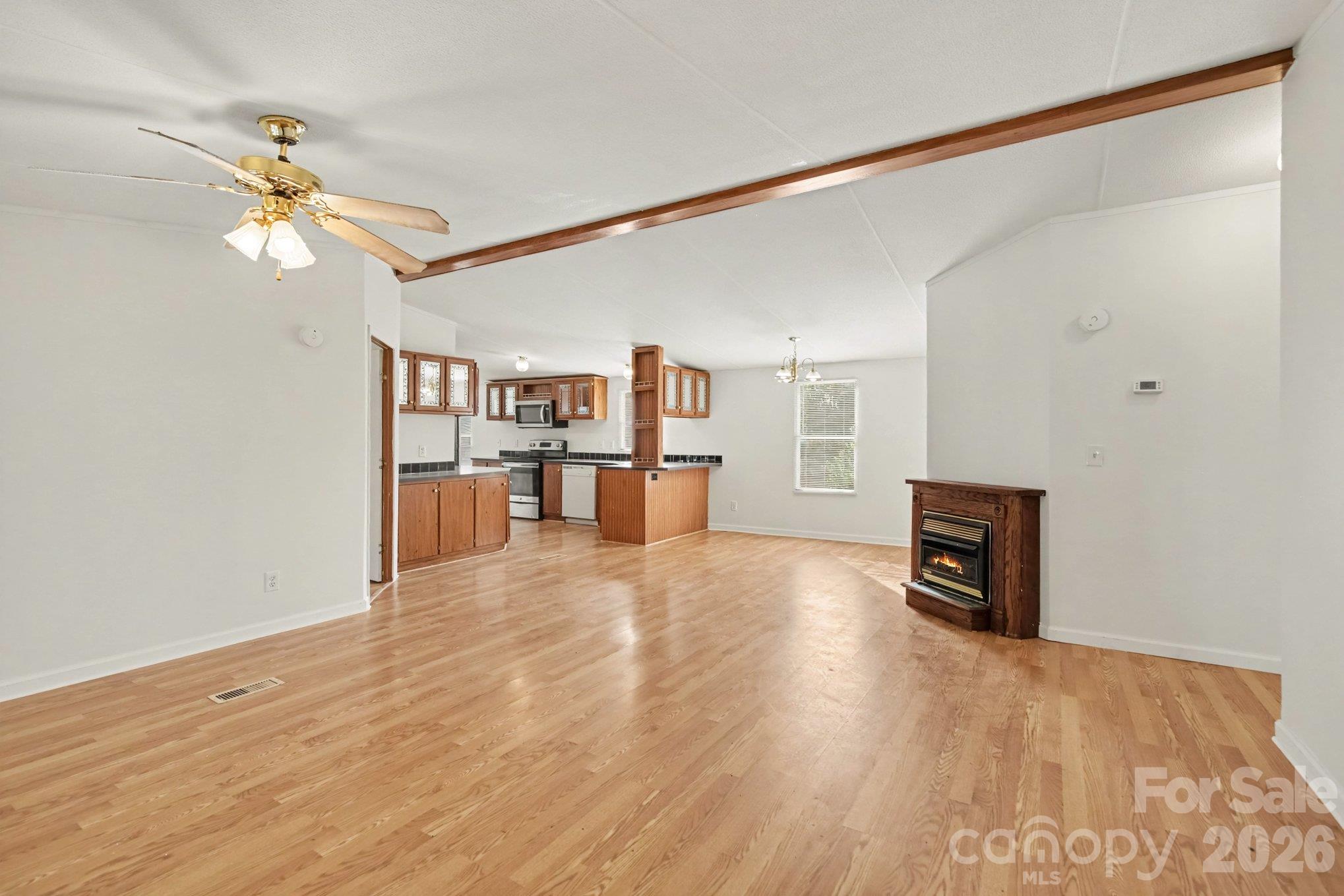 Single Family Residence at 2014 Anna Lane, Yadkinville, photo 6 of 29